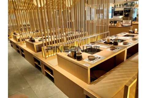 日式烤肉店應(yīng)該如何選擇合適的日式烤肉桌？在裝飾設(shè)計中應(yīng)注意什么？