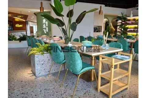 無(wú)煙火鍋?zhàn)篮迷谀睦铮?><div><h3>無(wú)煙火鍋?zhàn)篮迷谀睦铮?/h3><p>無(wú)煙火鍋?zhàn)?好在哪里？ 在中國(guó)，火鍋已經(jīng)是家喻戶曉，但吃火鍋時(shí)最大的問(wèn)題還是油煙問(wèn)題，試想一下顧客吃一頓火鍋，全身都有一股油煙味，那些愛(ài)美的女性對(duì)這種油煙味反感更大...</p><p>2019-12-02</p></div></a></li><li><a href=