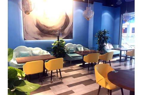 你知道西式餐廳里什么樣的桌椅最適合你嗎?