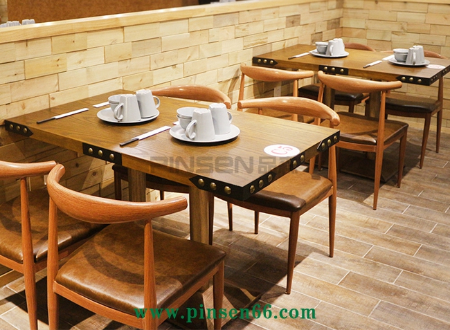 復(fù)古工業(yè)風(fēng)桌椅 復(fù)古工業(yè)風(fēng)桌椅