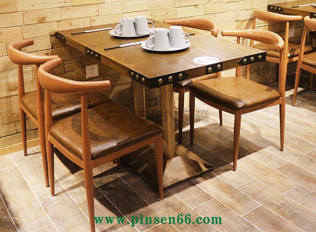 復(fù)古工業(yè)風(fēng)桌椅 復(fù)古工業(yè)風(fēng)桌椅