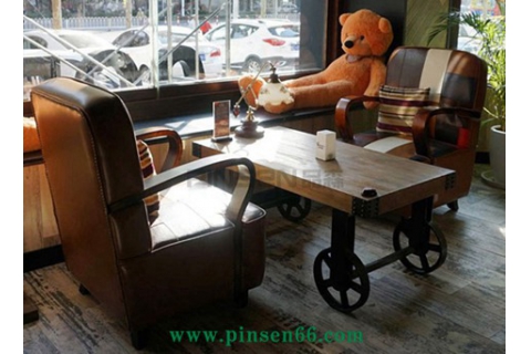 咖啡廳餐桌椅如何選擇？專業(yè)生產(chǎn)廠家告訴您